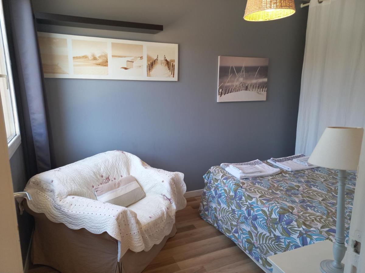 "L'Hippocampe", Climatise, 60 M2 , 2 Chambres, Tres Calme, Plage Des Sablettes Et Commerces A 3 Minutes A Pied, Wifi, Parking Gratuit, Lit King Size La Seyne-sur-Mer Luaran gambar